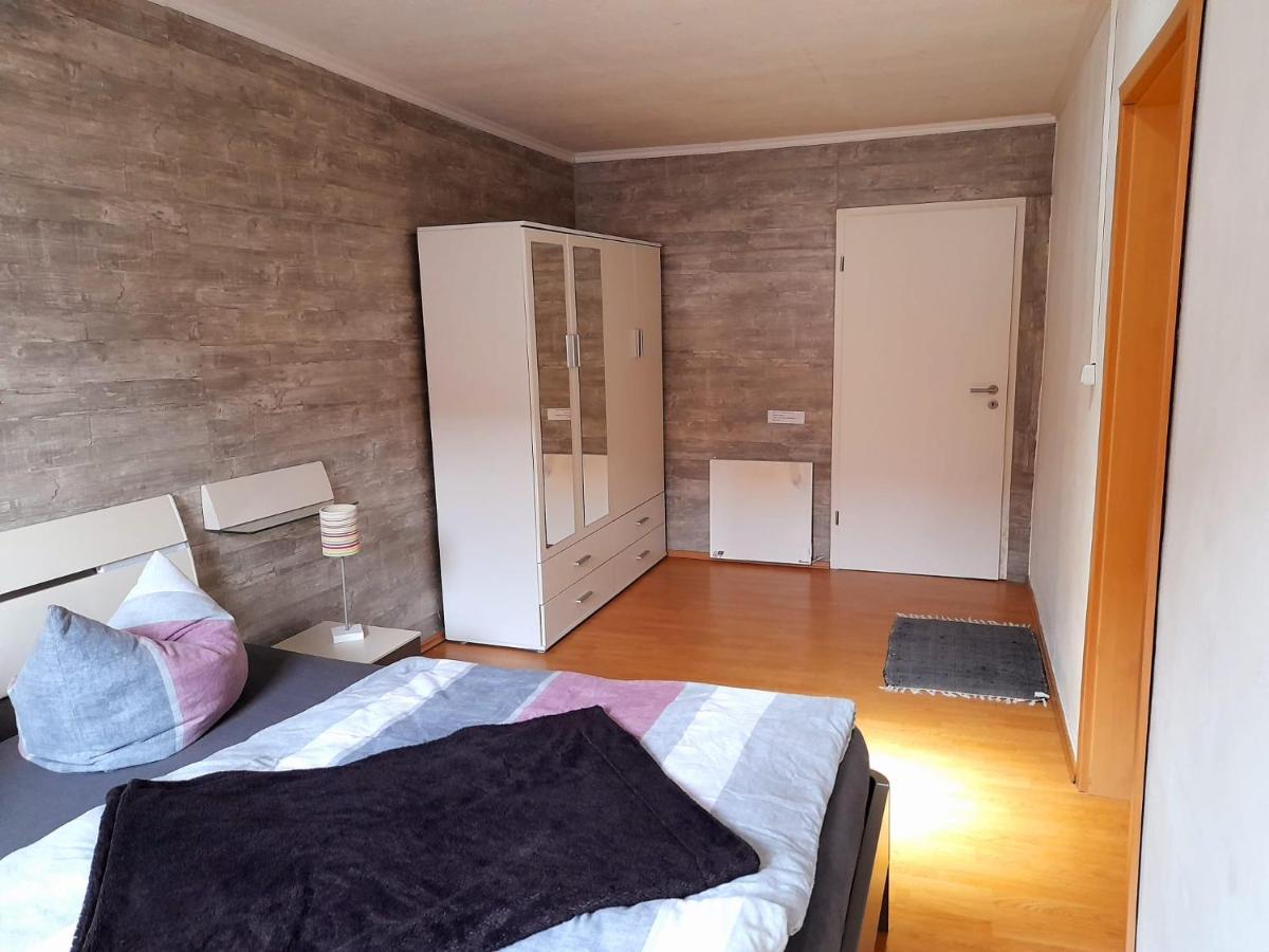 Willkommen In Dem Luftkurort Und Kaesestadt Nieheim Rennstrecke 4Km Entfernt Fewo1 Buitenkant foto
